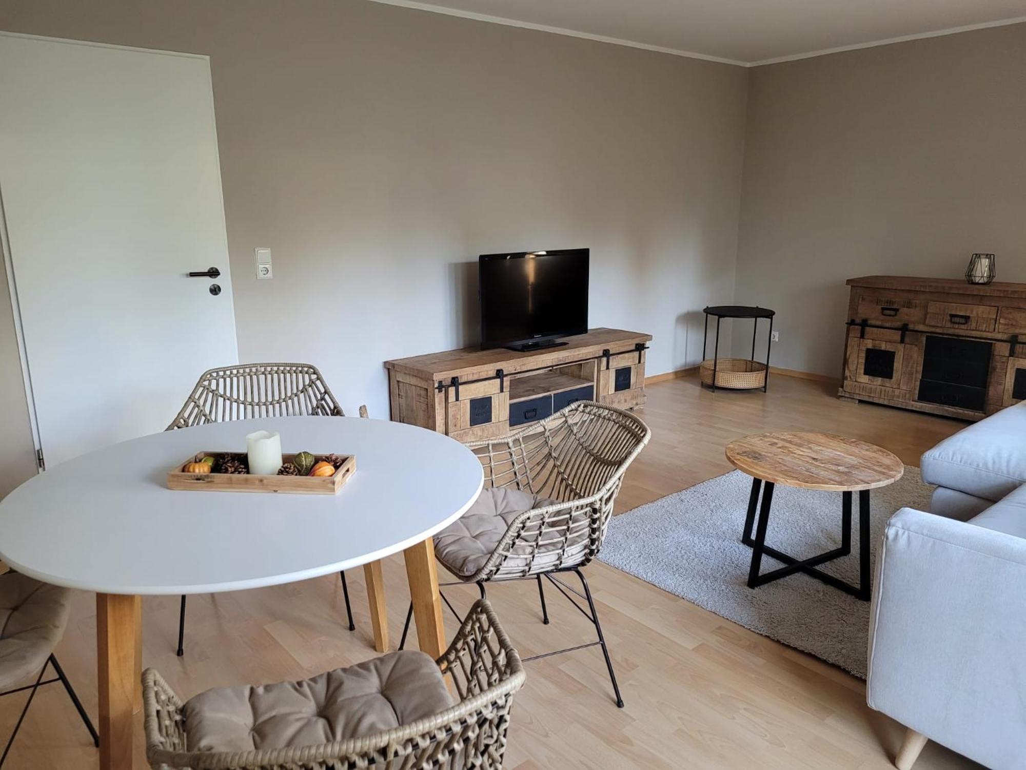 Ferienwohnung Am Stadtpark Ердинг Екстериор снимка
